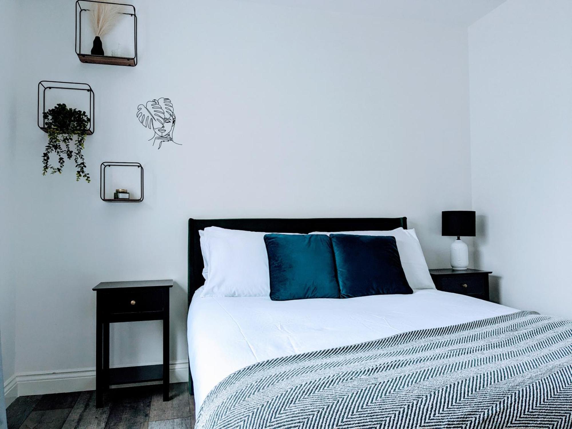Sterling Stylish 2 Bedroom Central Modern Apartment Дарлингтон Экстерьер фото